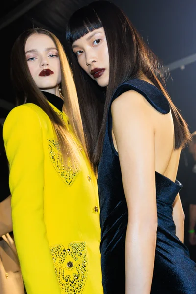 Look 7